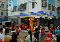 (出租) 坂田万人社区出入口，生活超市绝 佳位置抢！抢！抢！