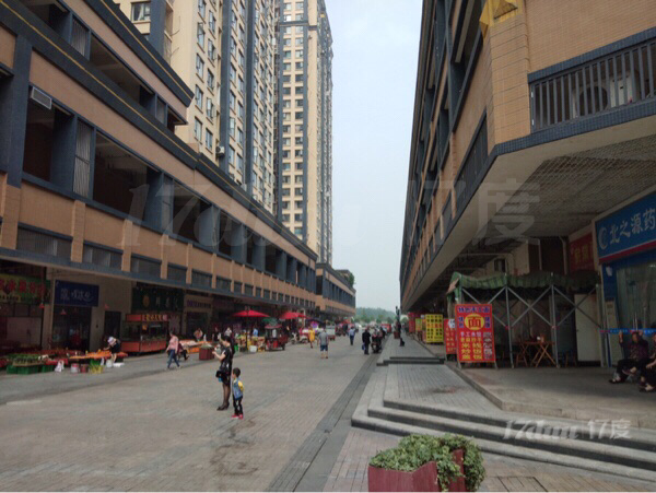出租出售凯旋公馆商业街铺面
