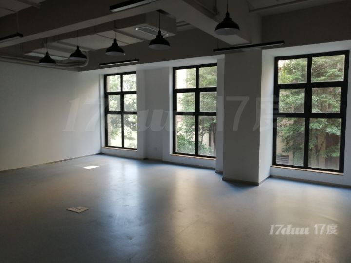 地铁3号线附近，万达旁整层写字楼出租