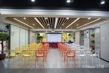 精装修甲级写字楼 氛围好 环境好 休闲区 书吧免费使用