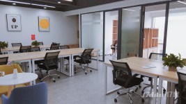前海办公室出租口岸楼会议室创客办公卡位出租
