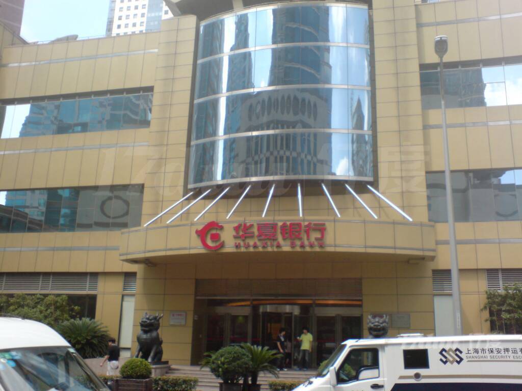 陆家嘴一线江景办公室，华夏银行大厦，个人房源价格好谈。