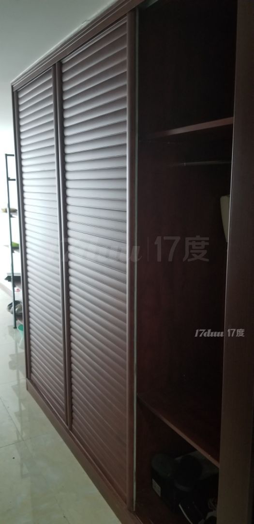 复式写字楼，精装修，环境好，光线足