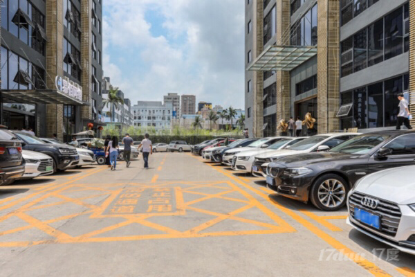 TOD科技中心    精装修可拎包入住