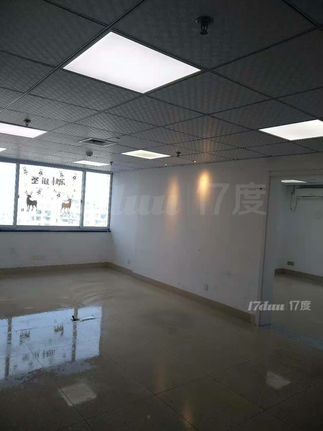 万千大厦业主直租，镇坪路地铁站，精装带隔断独立卫生间