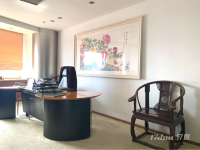 绿洲广场，环球港旁，精装修带家具，带独卫，行业不限可注册