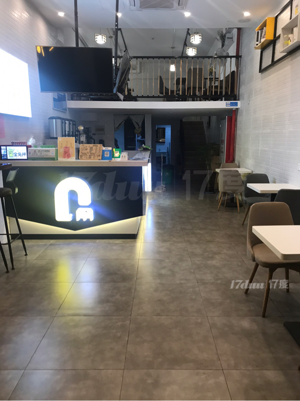 建阳万达广场奶茶店转让，位置好，人流量大，客源稳定