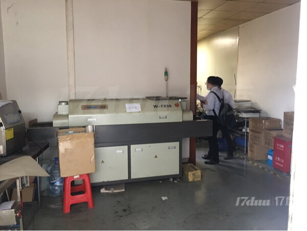 宝安福永塘尾地铁口400平精装修无尘车间出租