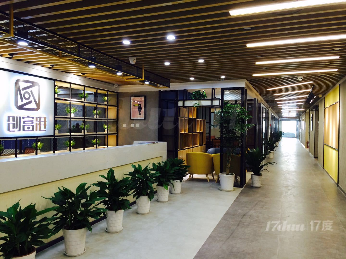 杭州下城区新天地中心小型办公室，费用全包可注册非中介