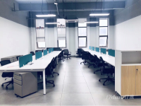 房东直租|135平米精致办公空间家具网络空调全包，拎包入驻