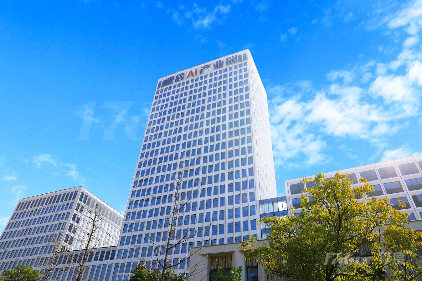 双地铁口 精装带家具拎包入组 可享孵化补贴 