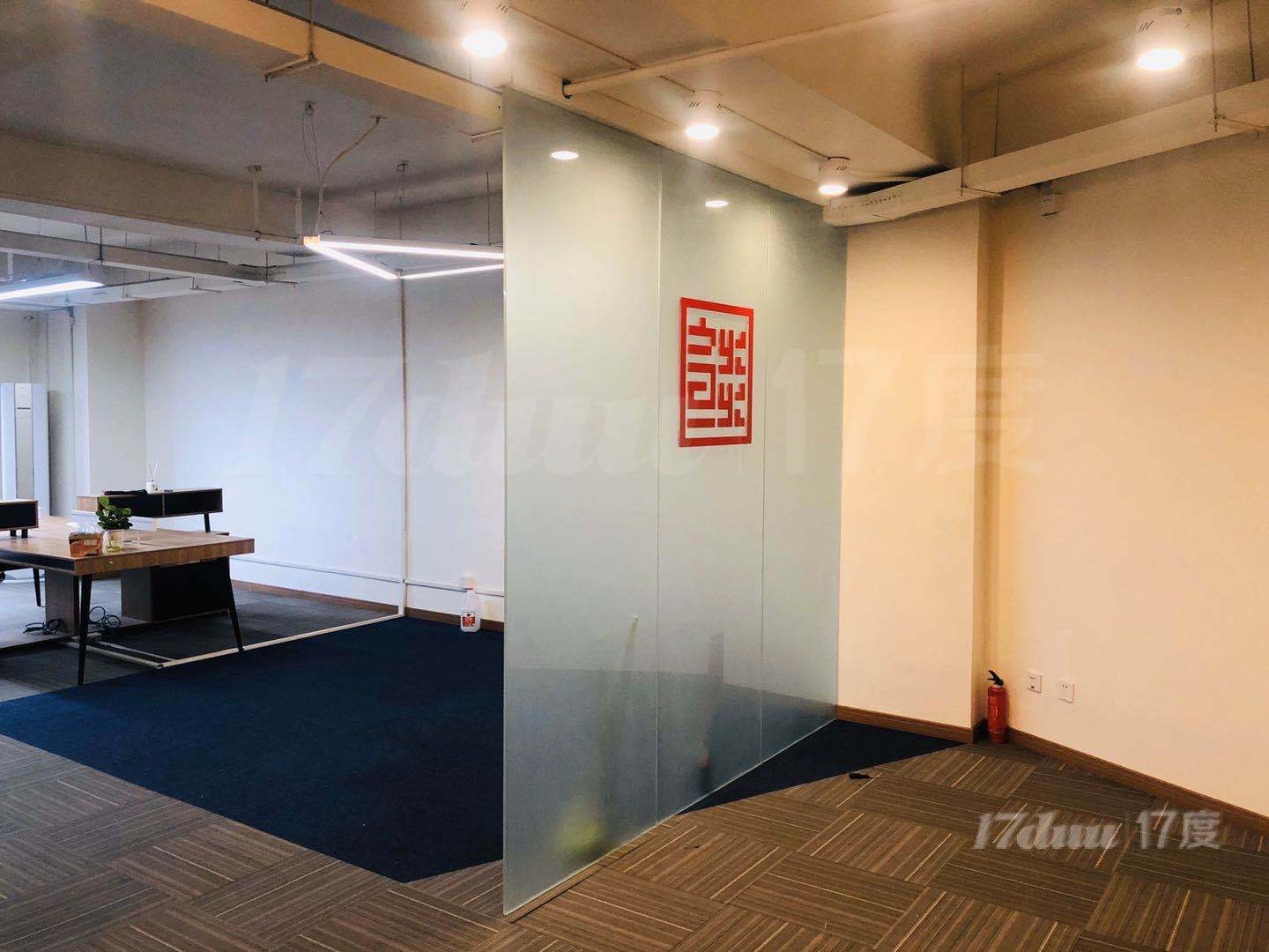 风水财运聚，苏河一号130平，精装带家具，价格实惠，现房出租