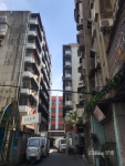 百花洲小学斜对面，位于八一公园和中山路附近