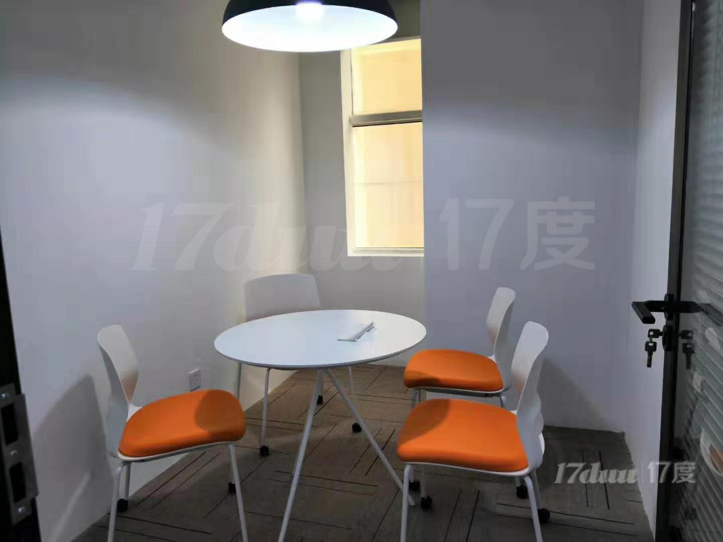 9号线中春路站，海琪大厦，中展大厦，100平精装带家具