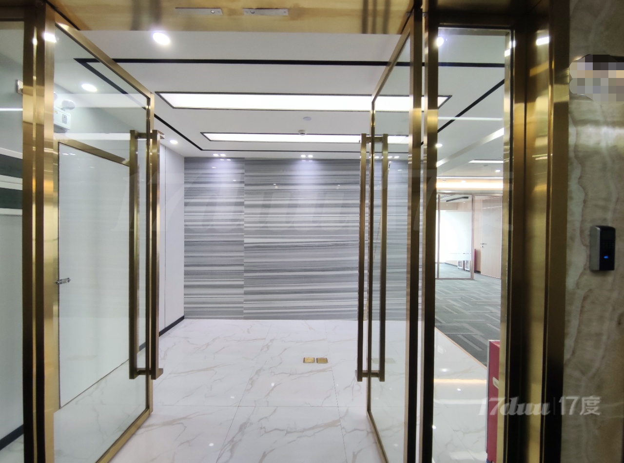 保利洛克维精装修办公室出租 24小时上班 方正实用
