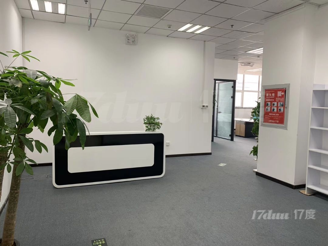 四惠东精装修带家具，拎包入住