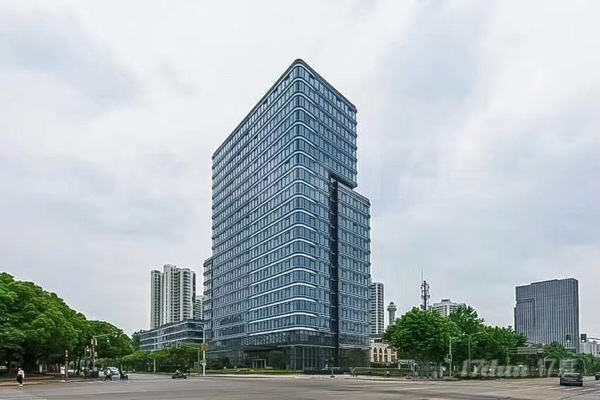 浦东源深板块，新楼金融广场，带露台，一切都是最好的