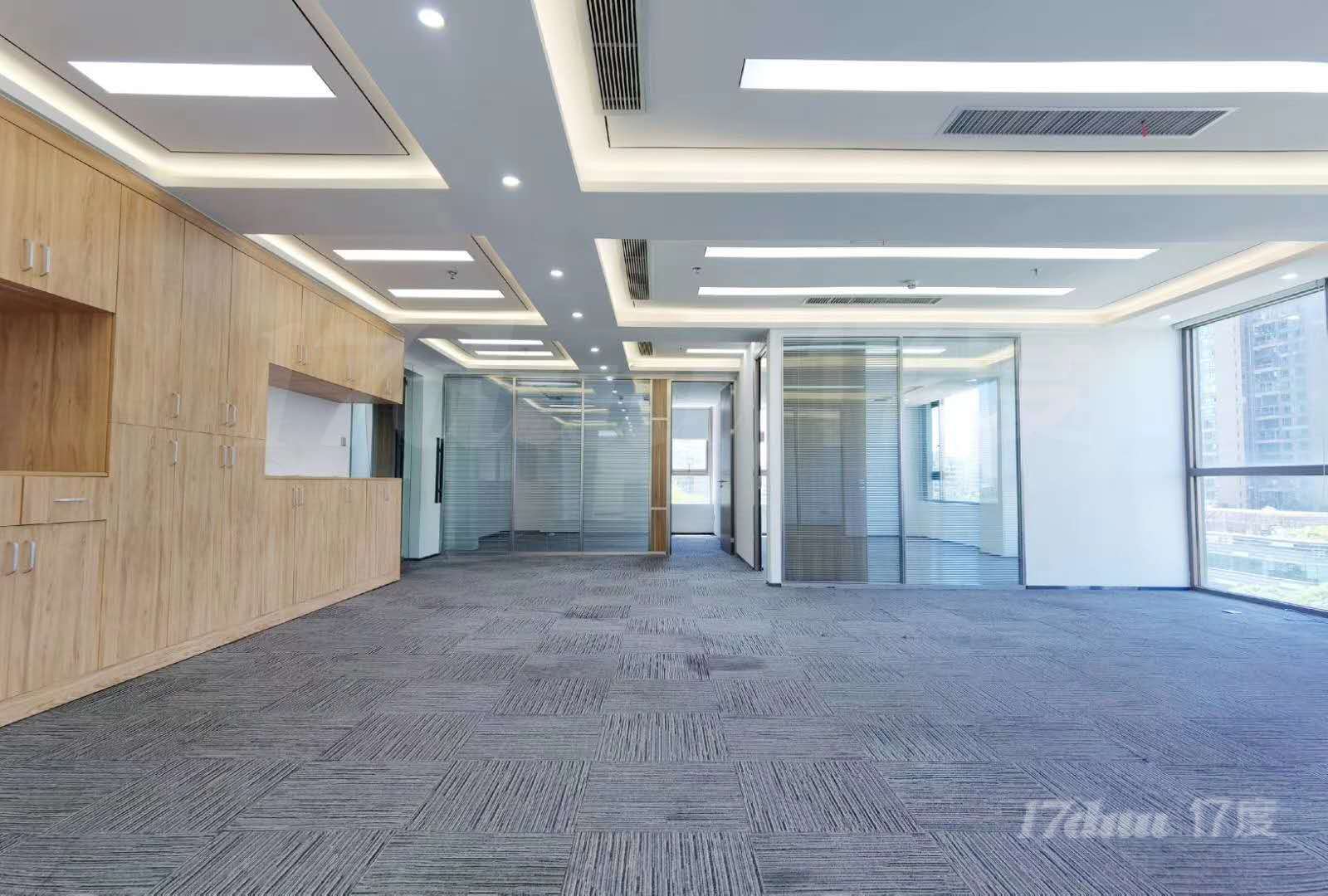 业主直租西丽南山智园塘朗地铁口，豪华装修6+1格局，有红本