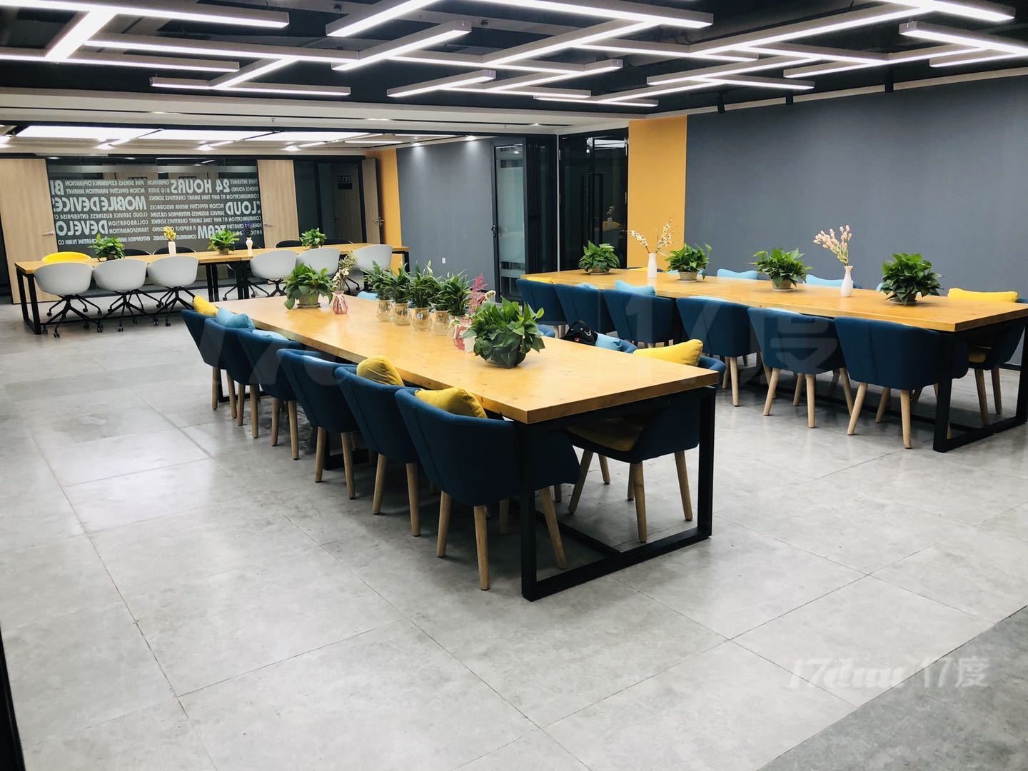 【下定立减300】华强北地铁沿线1-10人小型办公室招
