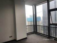 高铁站旁，升龙广场，113平  可按照要求配置家具