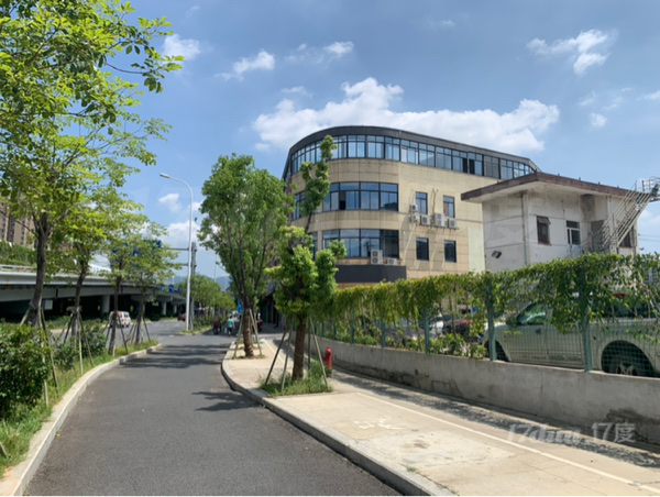 房东直租：福飞北路办公场所115-637平方出租，有停车场