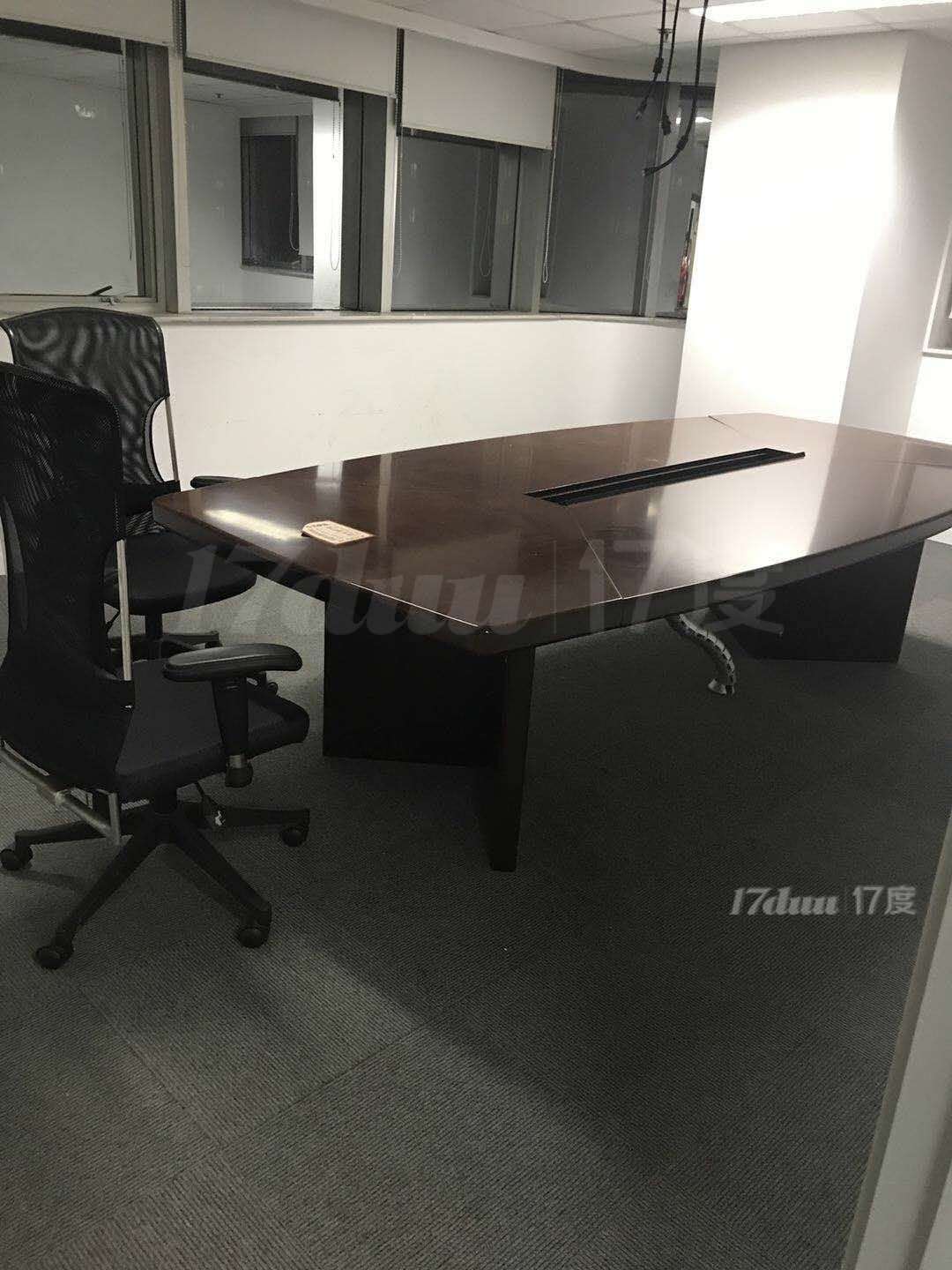精装带家具 地铁2469号线世纪大道站 浦东陆家嘴任挑