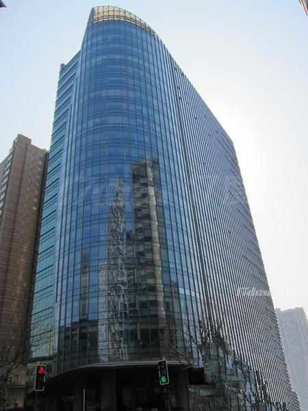 新茂大厦 紧邻1线黄陂南路 精装带家具 高区正能量