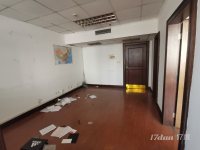 物资大厦，南京东路地铁口，真实租金，精装修