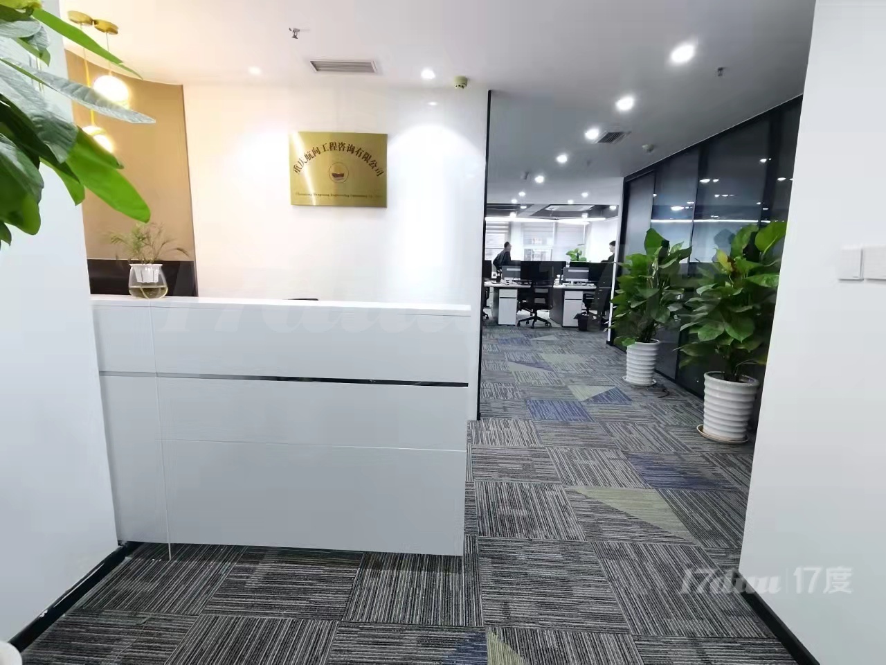 加州总商会大厦 4个办公一个大厅 200平米全套办公家具