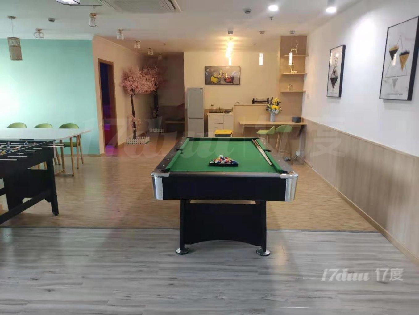 曹杨路！中友大厦210平，全新装修，独立空调，现房急租！