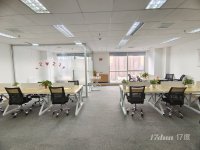 宜山路地铁口，精装修带家具，拎包即可办公，行业不限制！