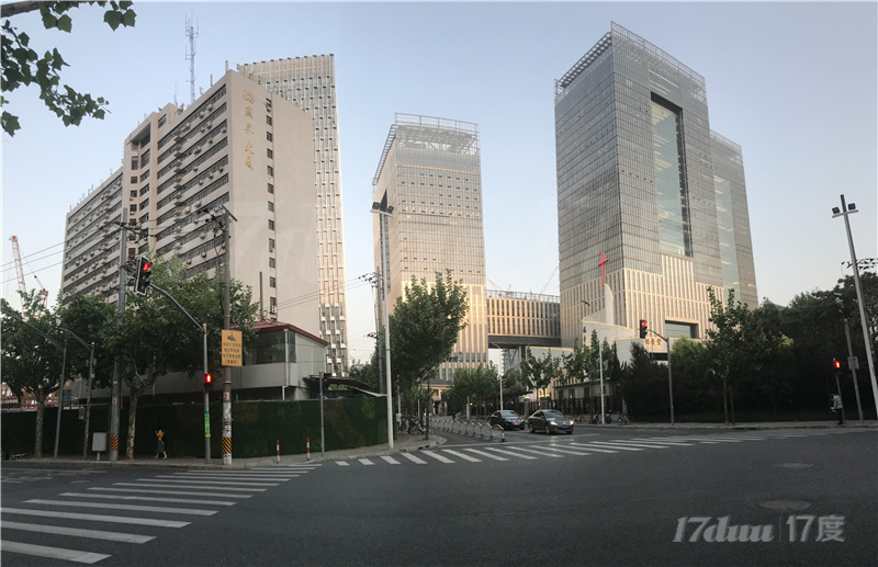 出租浦东竹园纯写字楼由由燕乔大厦527.67平方米，非中介