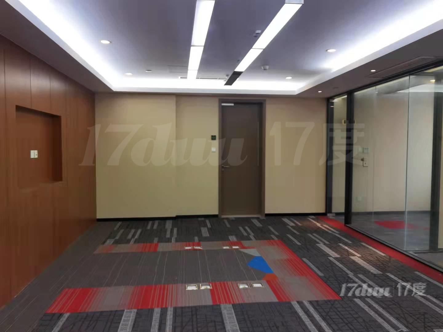 普陀真光鸿海大厦高区261平精装5隔断地铁双轨铜川路站