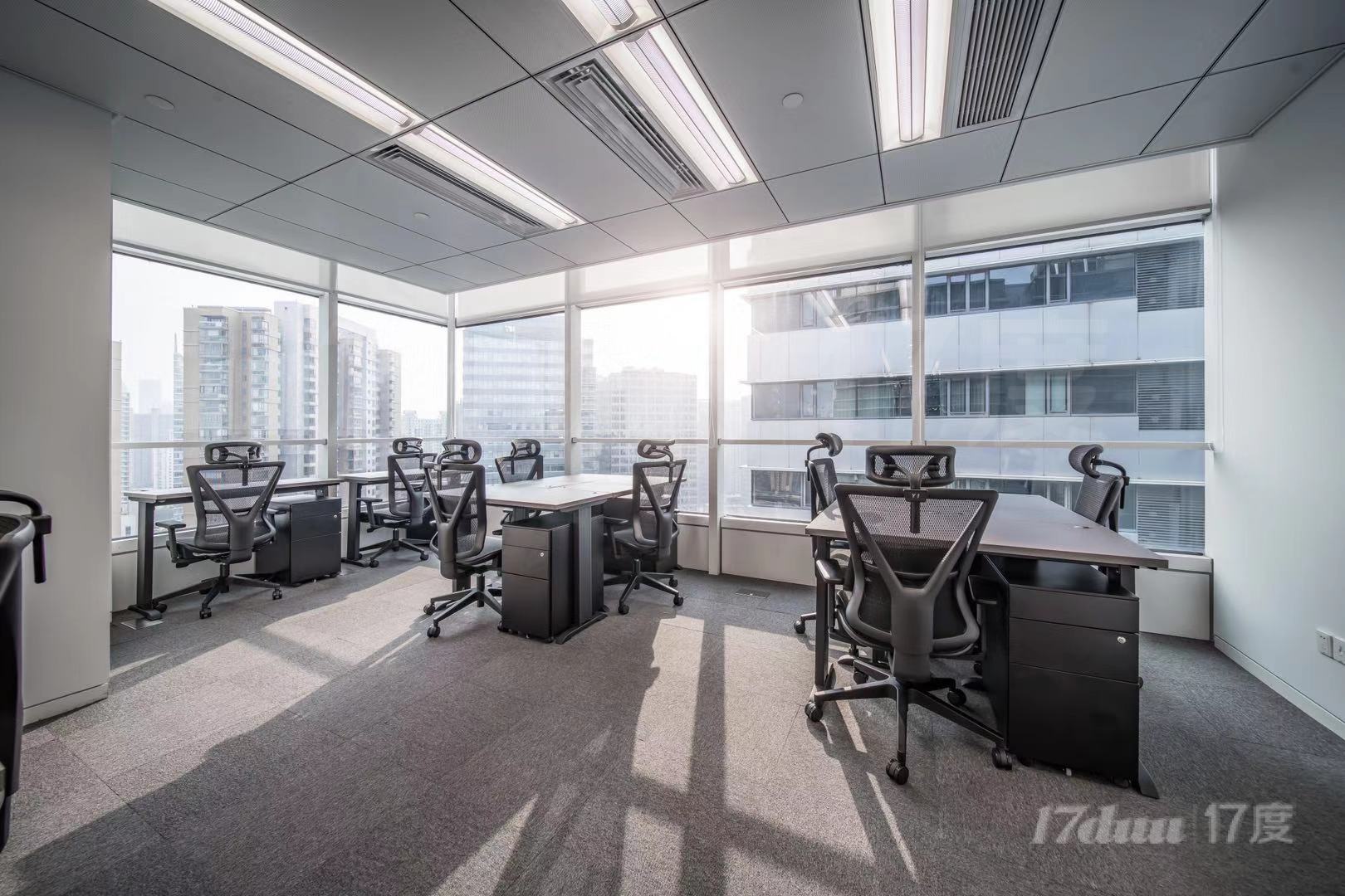 企业中心MEOffice，特价1500元工位，汉中路地铁口