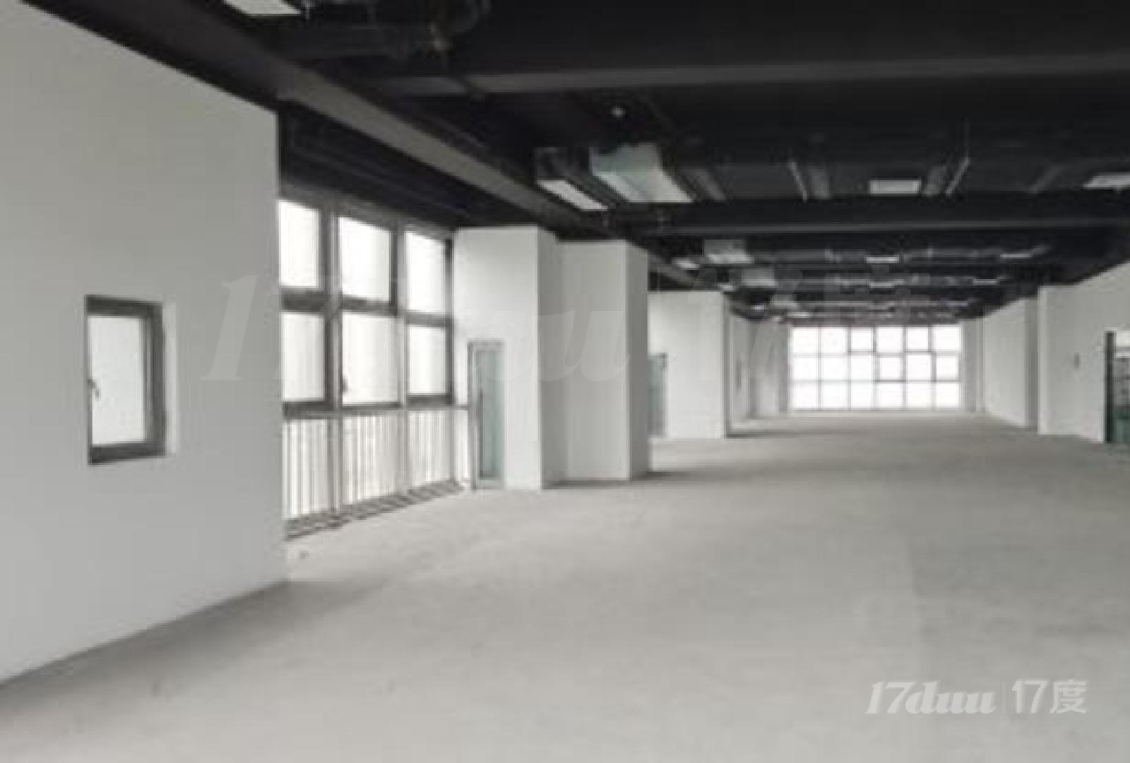 嘉定新城地铁口中信泰富万达240平起现有少量特价房欢迎咨询