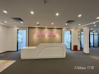 中泰国际 高层精装368方 正对电梯口 有家私