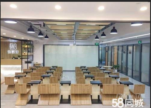 深圳连锁 创客空间 会议室出租 设备齐全  环境好！年底优惠