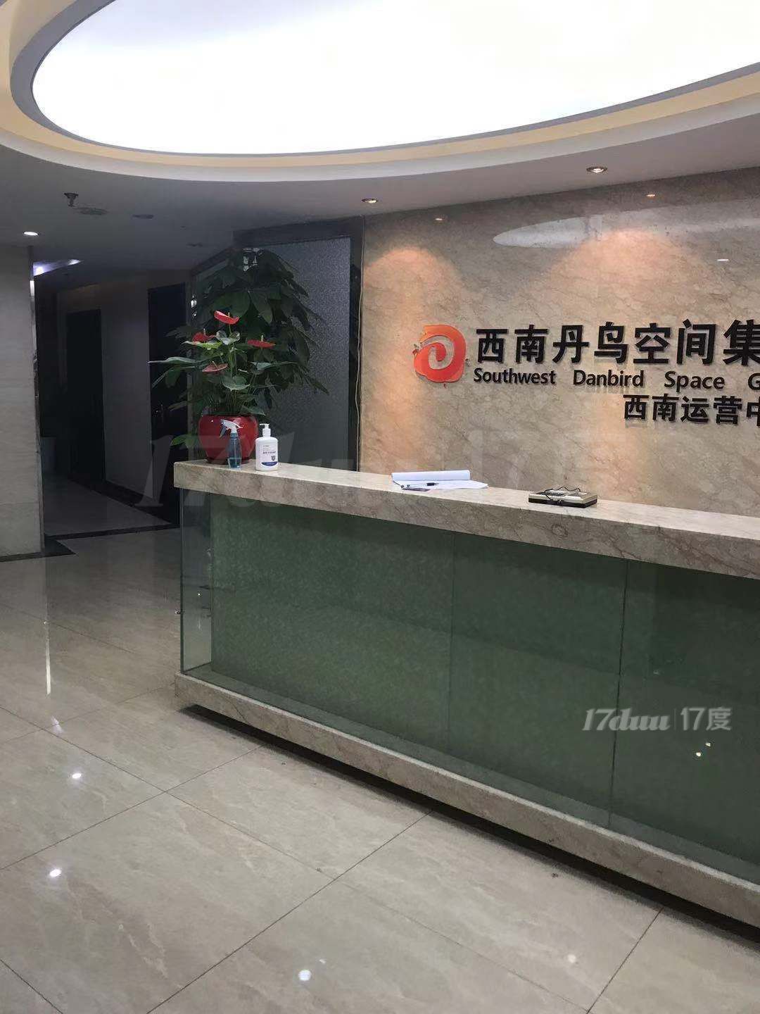 支持创业者，可出租100平米