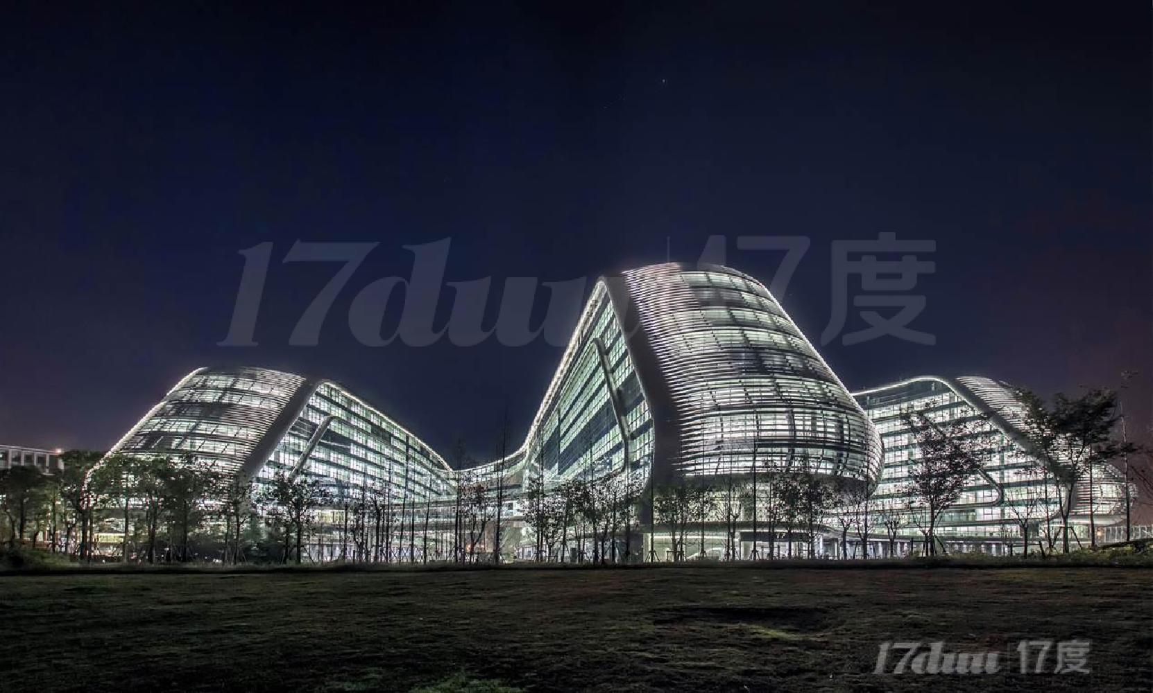 凌空SOHO地标建筑，整层朝南房型方正，2号线淞虹路近虹桥