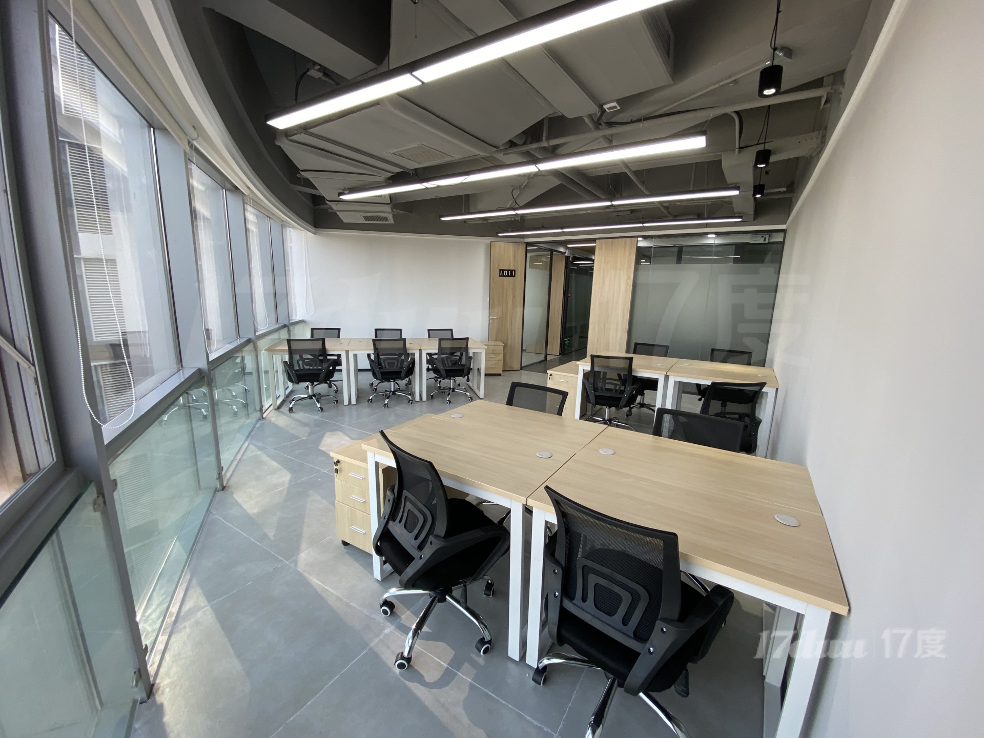 杭州下城写字楼出租·东方茂商业中心新天地全景落地窗 独立办公室