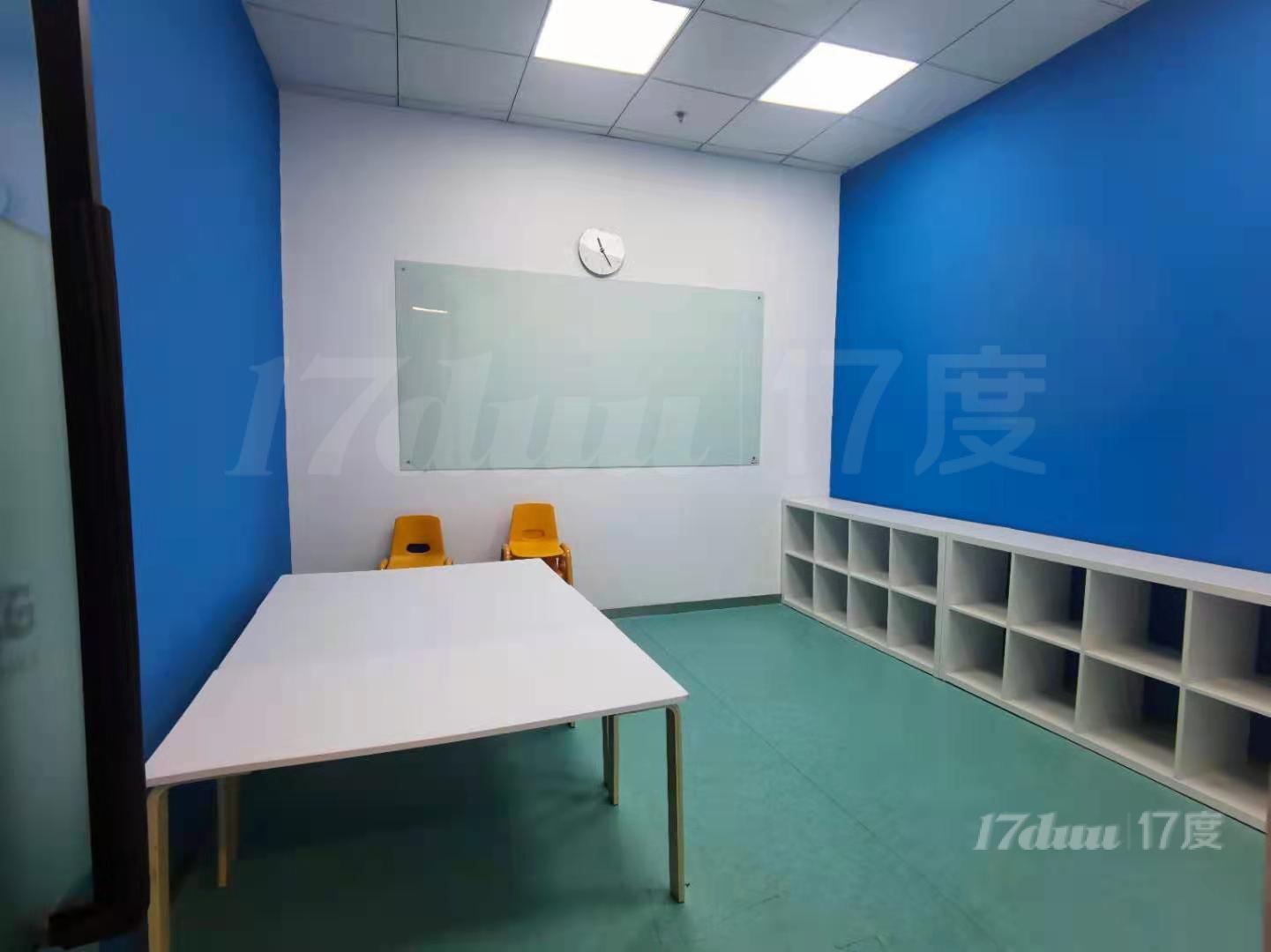 江宁路附近商业产权226平户型方正适合舞蹈瑜伽培训健身类