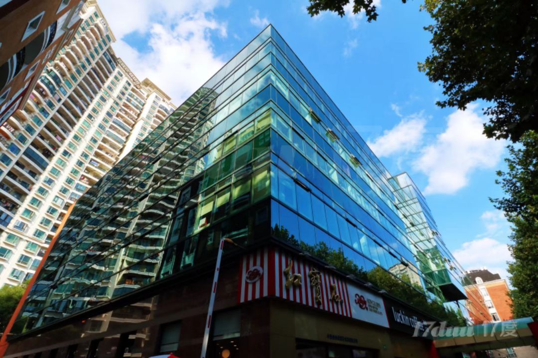 长宁区新华路上精装修带家具项目