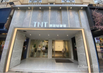 男装店铺，全新装修