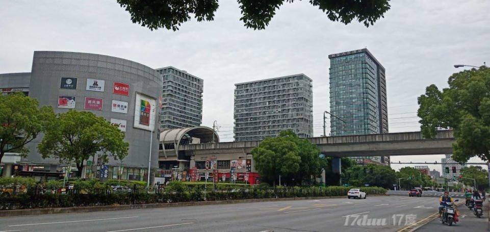 安亭地铁站装修小面积办公楼交通便利配套齐全性价比高