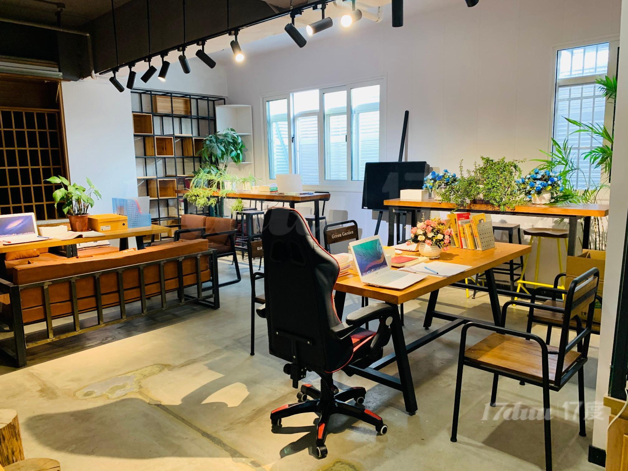 艺海剧院旁和一大厦设计工作室精装现房随时看带上下水办公室