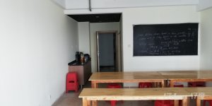长江路CBD中央广场低价出租