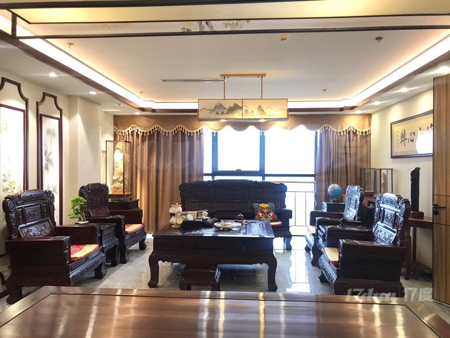 时代！精装办公 配套新家具 周边设施齐全 免费共享会议室