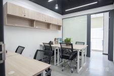 车公庙精装办公室出租，拎包入驻，可提供租赁凭证，可注册挂靠