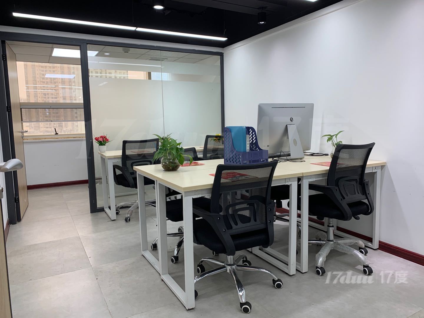 450元小型办公室，可银行开户验场地，可注册传媒商贸咨询科技
