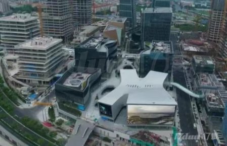 11号线龙耀路地铁口徐汇滨江地标性建筑高品质江景办公室